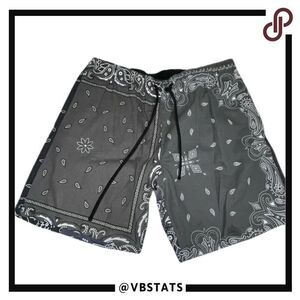 mnml‎ Gray and White Paisley Design Every Day Short in size XXXL